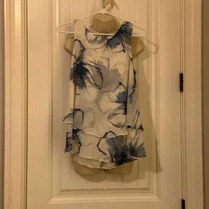 Cream and blue floral dressy tank. Size small.